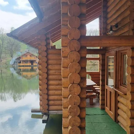 будиночок улюблений * Shyroke (Zakarpattia)
